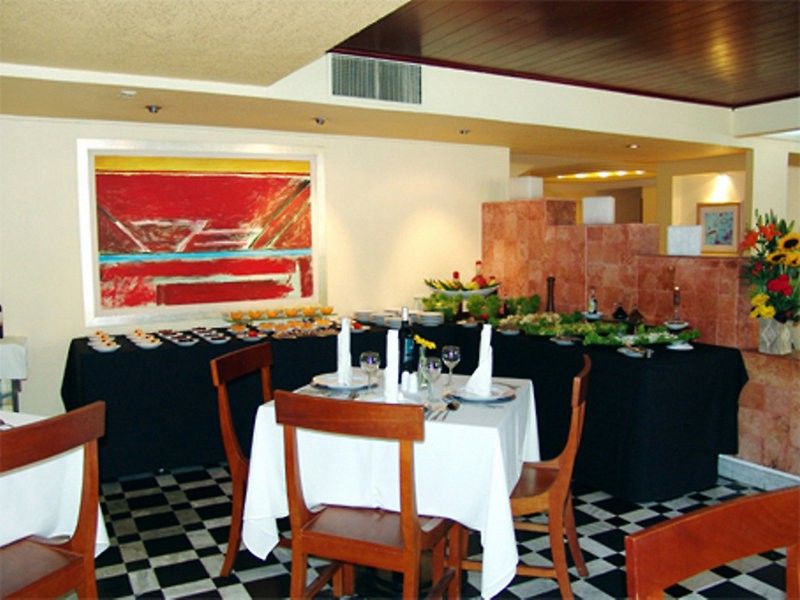 Exe Suites San Marino Mexiko-Stadt Restaurant foto